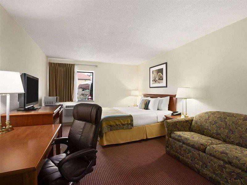 Days Inn By Wyndham Мидлтаун Экстерьер фото